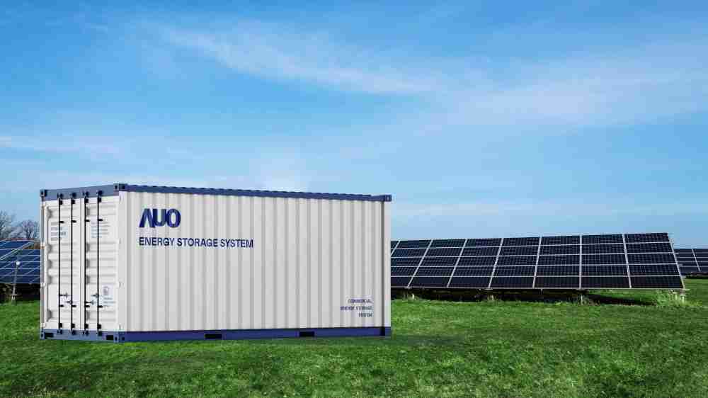 NG大舞台透过AI数据管理，，，提供不同类型用户进行储能与能源管理，，，，达到再生能源管控调度成效