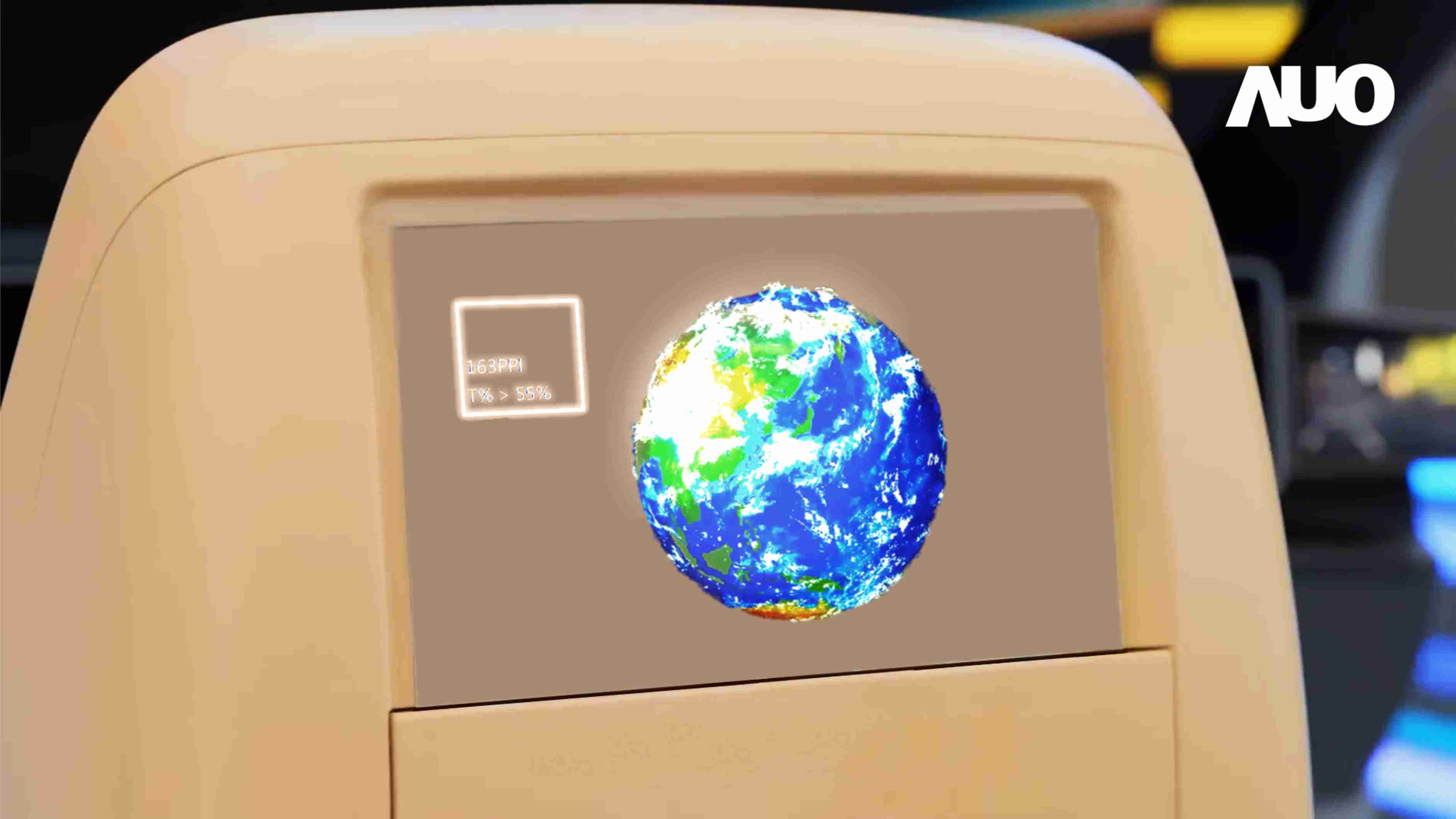 NG大舞台突破设计与制程挑战，，推出全球最高分辨率163ppi的13.5吋透明Micro LED面板，，，，并积极布局智能车市场，，，以期拓展透明显示应用的可能性